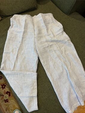 Olsen Striped Linen Capris Pants in White and Navy (sz 12)